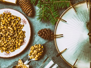 Lencse újév napján? Így rajongunk az ünnepi ételekért a világ különböző pontjain