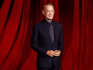 Süt róluk a boldogság: Tom Hanks és felesége a vörös szőnyegen mutatták meg, hogy 36 év után is odáig vannak egymásért