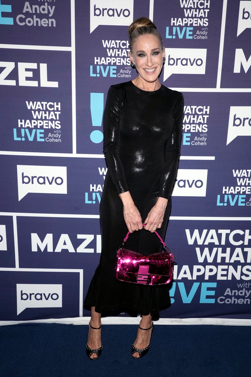 Sarah Jessica Parker szettjére Carrie Bradshaw is büszke lenne