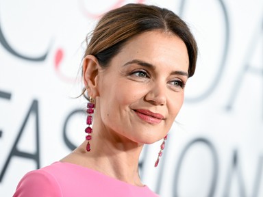 Így néz ki smink nélkül Katie Holmes, váratlan videóval lepte meg követőit a színésznő