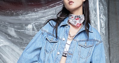 Kendő nyaklánccal? Naná! Az év egyik legnagyobb trendje lesz