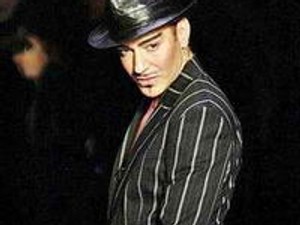 Galliano-szappanopera: feljelentői védik!