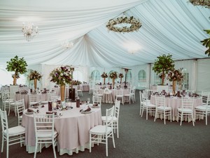 Esküvői bakik elkerülése: Mire figyelnek a profi helyszínvadászok?