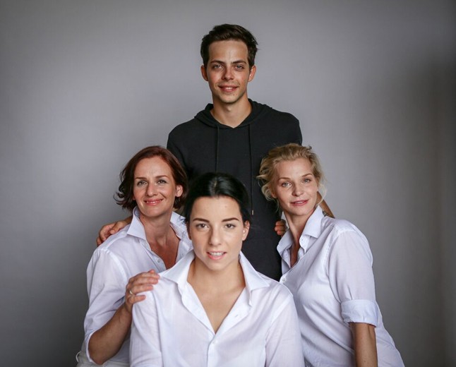 Előtte és utána: Illés Fanni