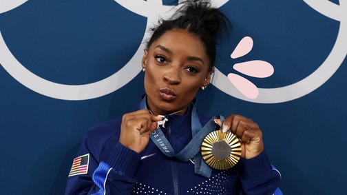 Simone Biles megmutatta, milyen szépségrutinnal készült a párizsi olimpiára, de a manikűrjét sem lehet szó nélkül hagyni