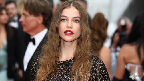 Palvin Barbara álomszép Barbie babaként tündökölt, aprócska miniszoknyájában ellopta a show-t