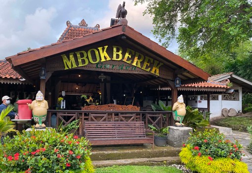 A békéscsabai nő kislányként Baliról álmodott, végül egy indonéz képviselő felesége lett 