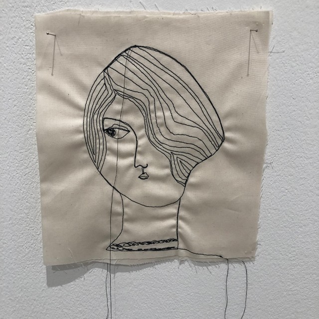 A New York-ban élő színésznő hímzései díszítik a magyar márka új kollekcióját