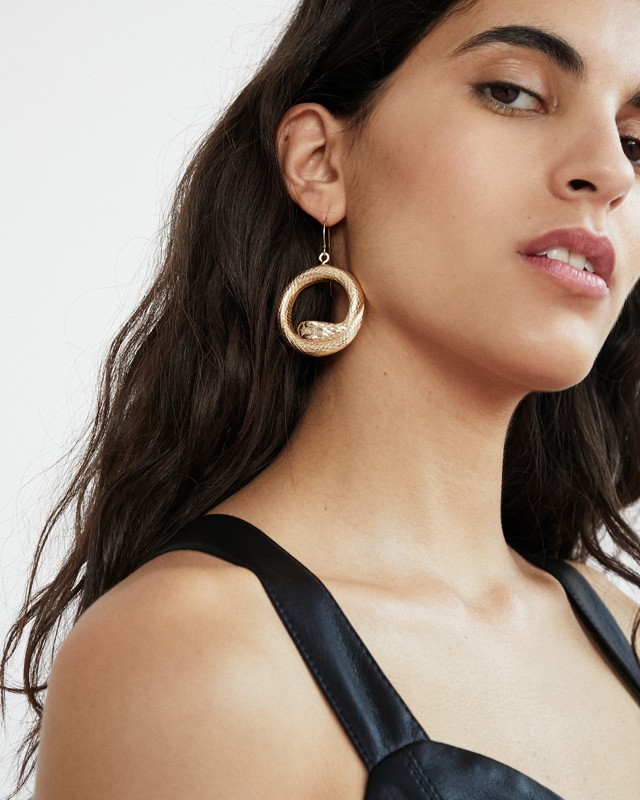 Nanushka ékszer kollekciója