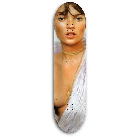 skate moss, gördeszka, szupermodell, glamour, kate moss, meztelen