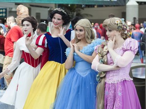 Álommeló: 15 milliót fizetnek évente, hogy egy Disney-hercegnőnek öltözz