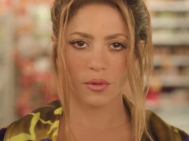 Shakira sírva fakadt az új klipjében, és szakításának valódi oka is kiderült