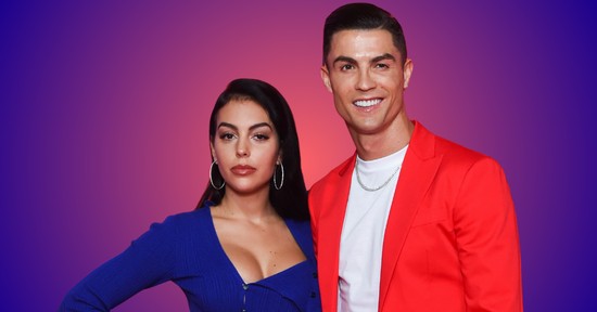 Cristiano Ronaldo eljegyezte barátnőjét: óriási gyémántgyűrűt villantott Georgina Rodríguez