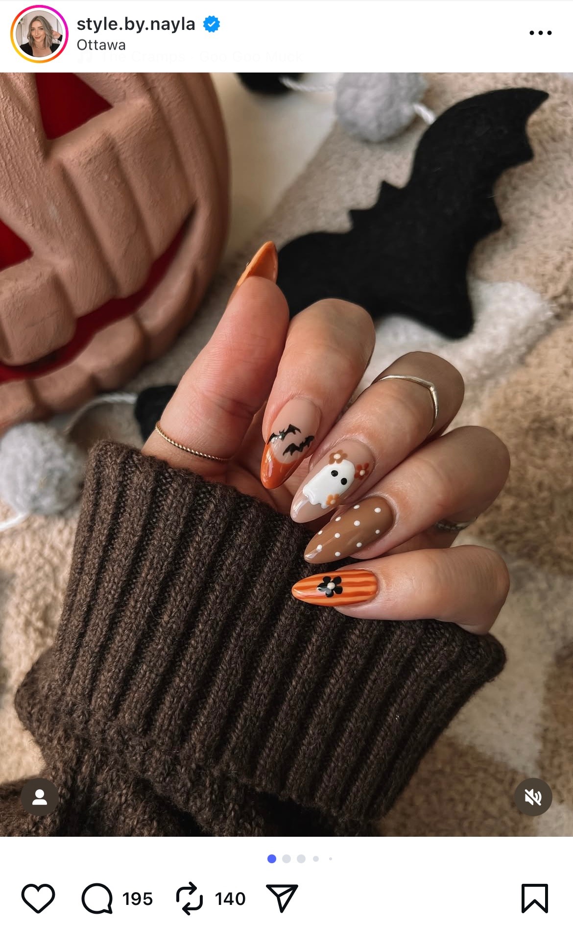 Pumpkin spice színvilág - azaz narancssárga, barna, nude és fehér. Ezek az árnyalatok kiválóan passzolnak egymáshoz és pici mintákkal még ütősebbé lehet tenni vele a körmeidet. 