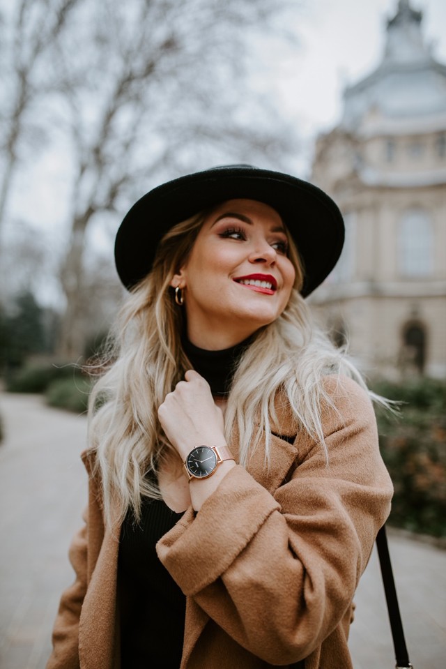 Ezen a héten a Jóban Rosszban sztárja, Nagy Kata mutatja be gardróbját