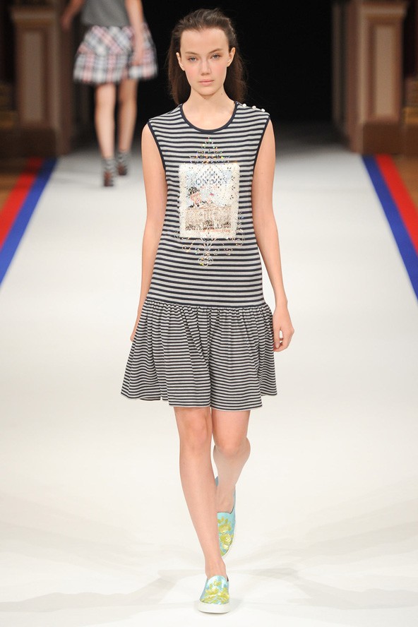 Esti Laura -Talbot Runhof