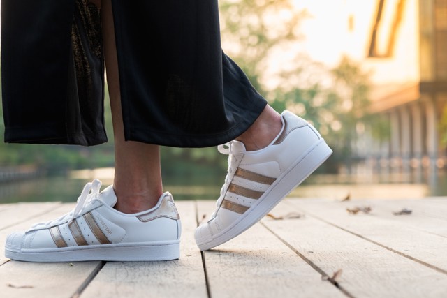 Az Adidas 2024-re 100%-ban újrahasznosított anyagokból készíti a termékeit