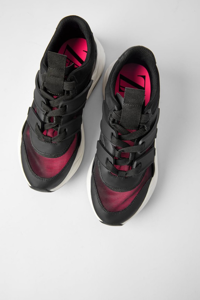 Sneaker 14 995 Ft ZARA