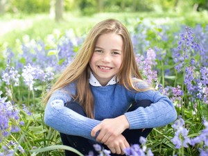 8 fotó Sarolta hercegnőről, amin pont úgy néz ki, mint Erzsébet királynő