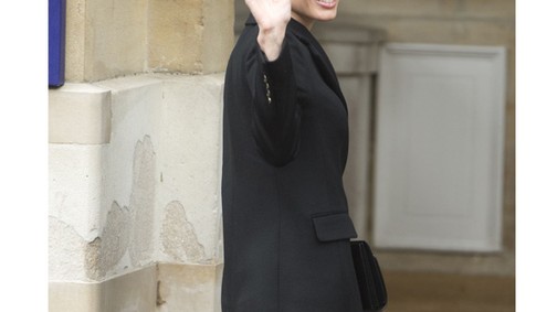 Angelina Jolie klasszikus eleganciája