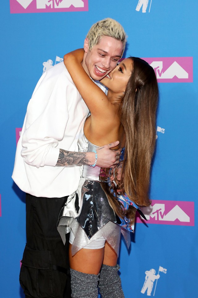 Ariana Grande Pete Davidson VMA