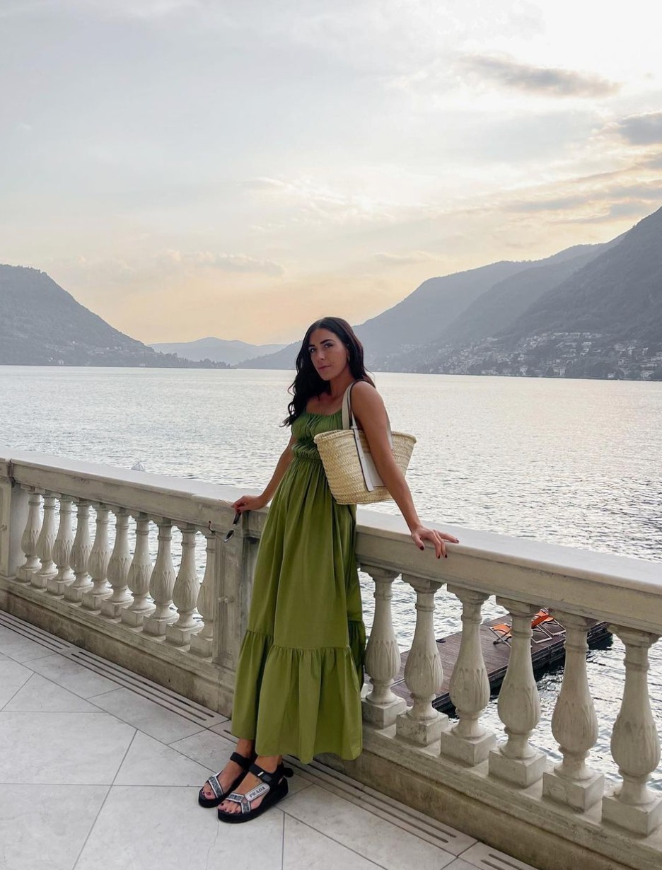 Nyári ruha trend a vízpartra.