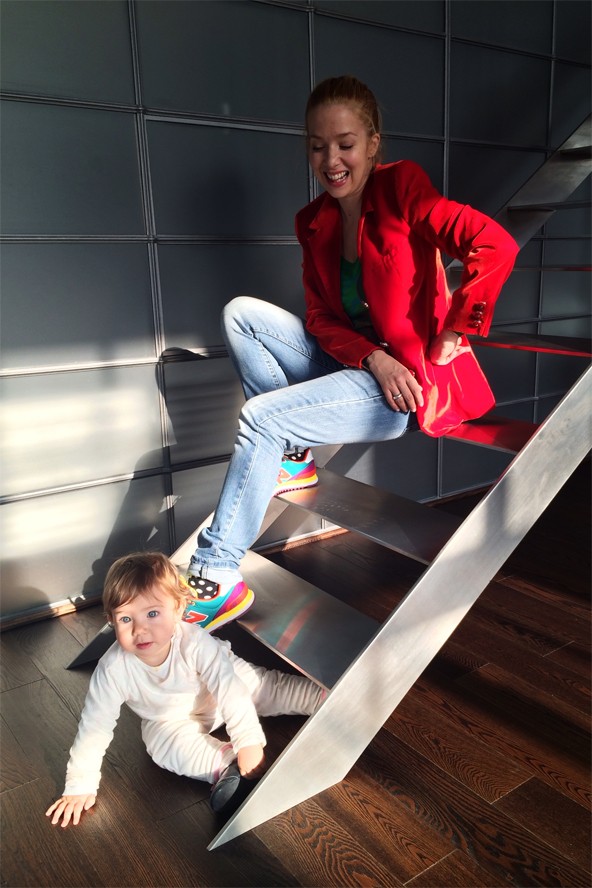 Kovács Patrícia kislányával közösen búcsúzik