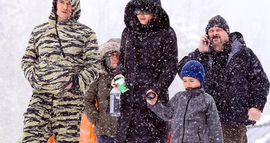 A fütyit lóbáló Orlando Bloommal csak a tigrisszerkóban didergő Orlando Bloom veszi fel a versenyt