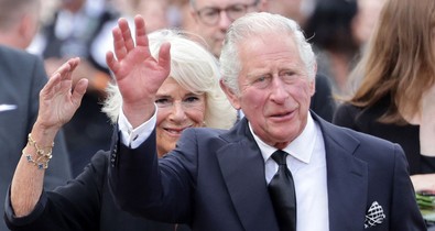 Friss fotók! Károly király először jelent meg a nyilvánosság előtt, mióta bejelentették a rákbetegségét