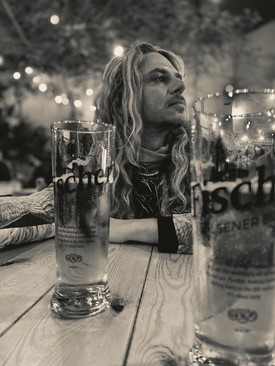 Athén az ókori emlékeken túl szórakozási lehetőségek és bárok százaival vár