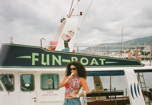 Itt az álomszép nyári táska, amivel te leszel a legsikkesebb a strandon