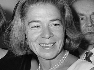 Gyász! Meghalt a legendás divattervező