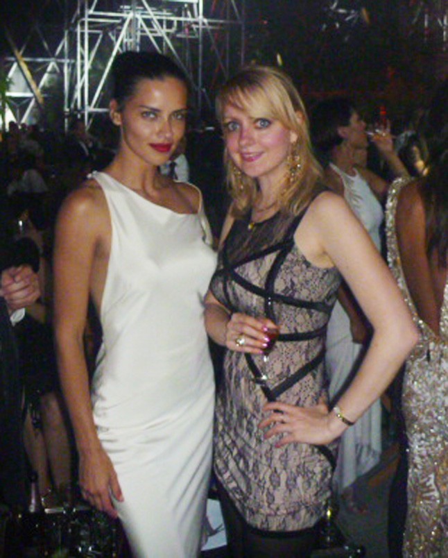 Tollak és aranyflitterek - Alessandra Ambrosio, Adriana Lima és Jessica Chastain Cannes-ban