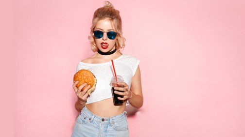 A diétás kóla tényleg pont olyan káros, mint a dohányzás? Szakértő válaszolt