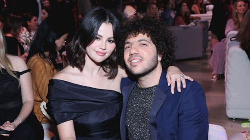 Selena Gomezt eljegyezték, ráadásul olyan gyűrűvel, aminél még nem láttunk szebbet