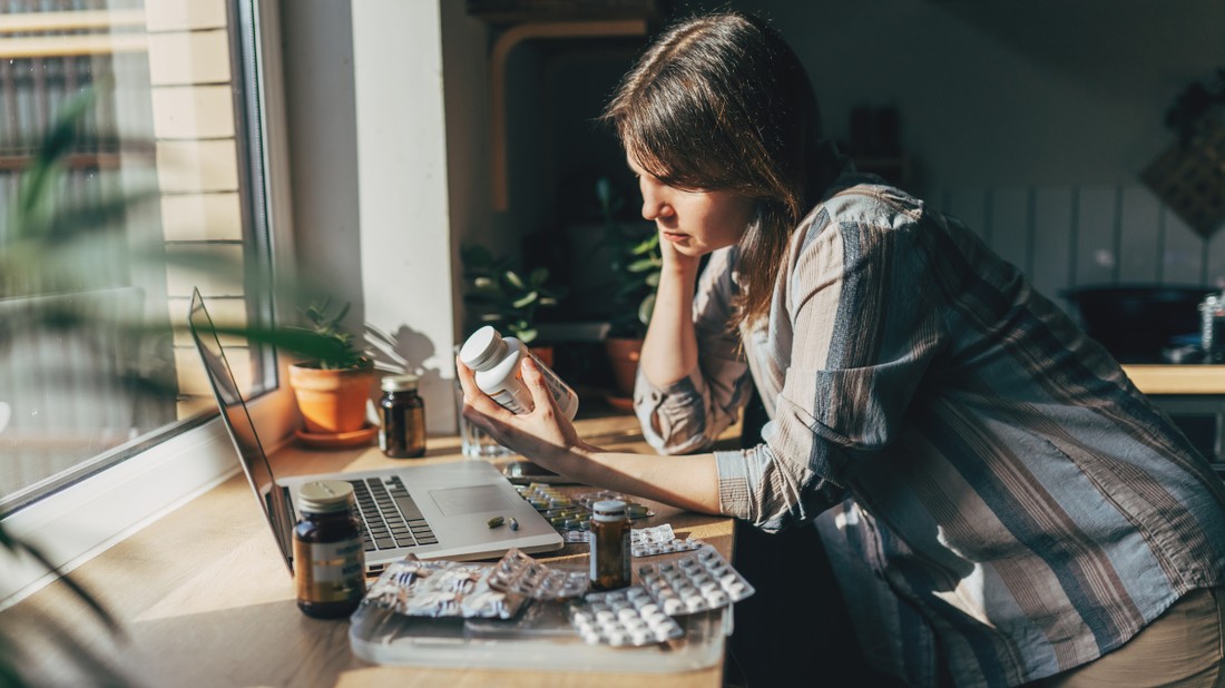 Nem mindegy, hogy mennyi idősen milyen fajta étrendkiegészítőt és vitamint szed az ember