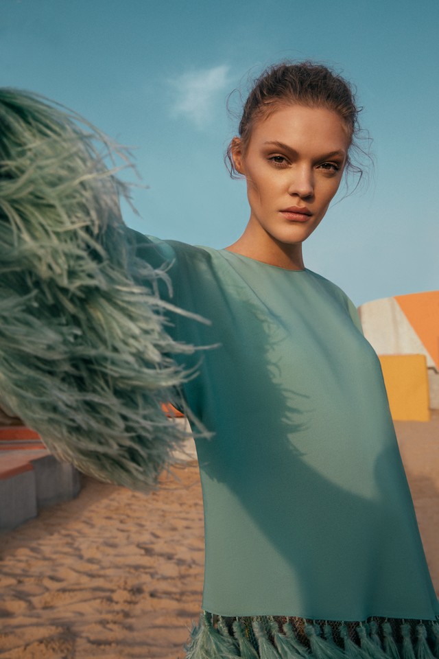 Exkluzív divatanyag: így viseld a nyár legmenőbb szandáljait