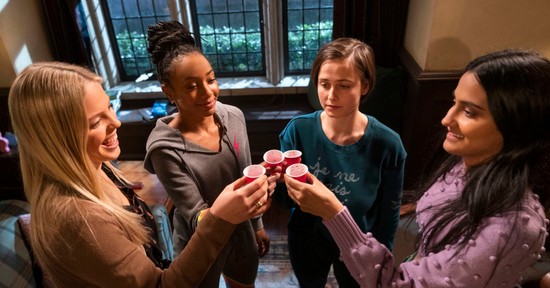 5 zseniális sorozat, amit elkaszáltak 2025-ben, pedig nagy kedvenc volt