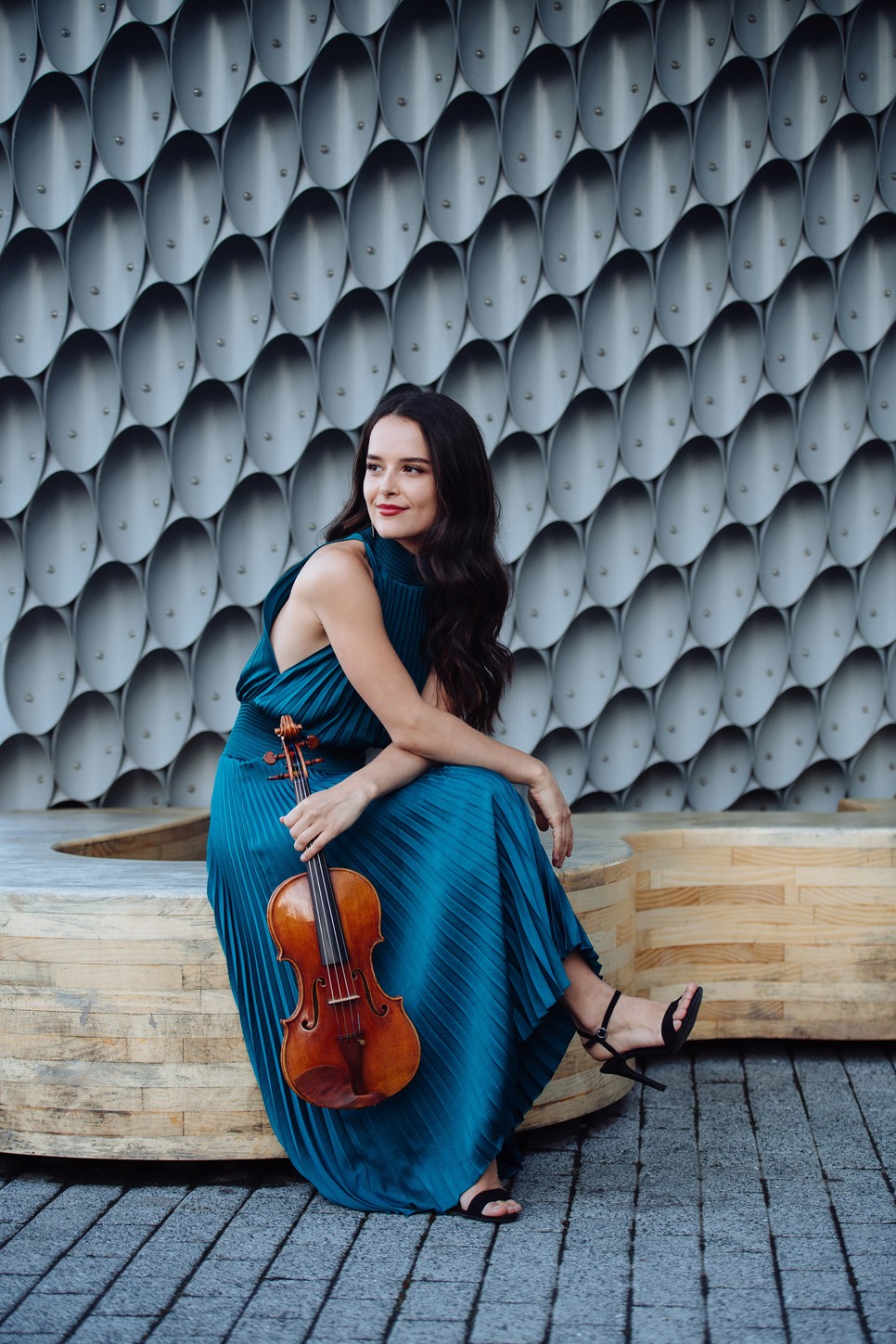 Ma már nem csak hegedűművészként, de fotósként is dolgozik Králik Abigél