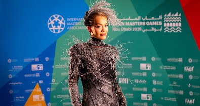 Rita Ora félmeztelen fotója felperzselte az Instagramot, az énekesnő merészebb, mint valaha