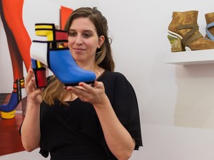 Virtuális tárlatvezetés a Cipőfantáziák kiállításon