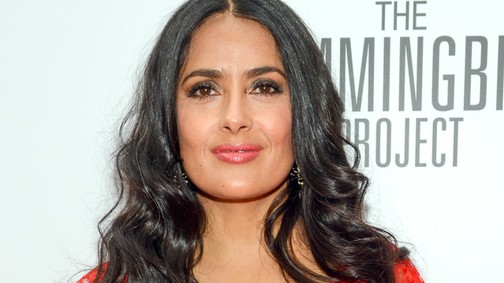 Salma Hayek nagyon extrém hajszínre váltott új filmje kedvéért