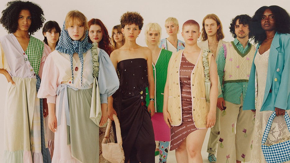 Az upcycling és a körkörös gazdálkodás a Secondland divatmárka alapja. Ebben magyarországon úttörőnek számítanak. Ha egyedi darabokra vágysz, biztosan a kedvenced lesz a Secondland