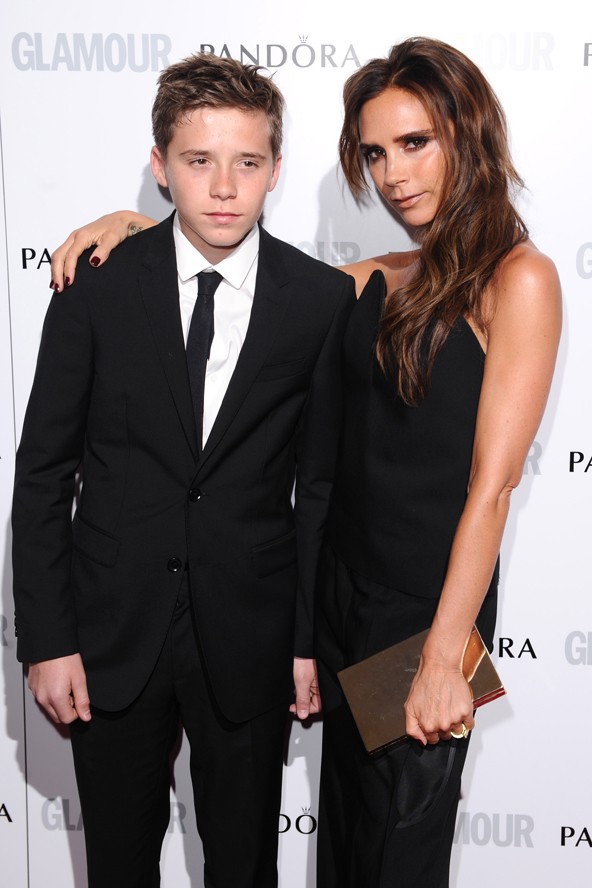 Brooklyn és Victoria Beckham a GLAMOUR Women of the Year gálán