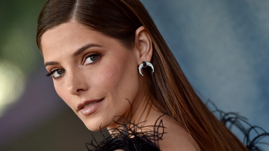 Mini Twilight találkozó: Ashley Greene és Peter Facinelli összefutottak a vörös szőnyegen
