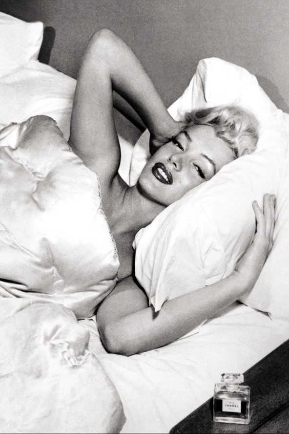 GLAMOUR Beach címlapsztárunk, Marilyn Monroe legendásan meztelenül alvó volt 