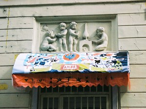 Ezt látnod kell: 3 fiatal tehetség magával ragadó alkotást hozott létre Budapest szívében