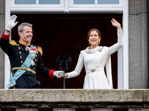 Mária királyné az egész világnak leckét adott, hogyan kell felöltözni