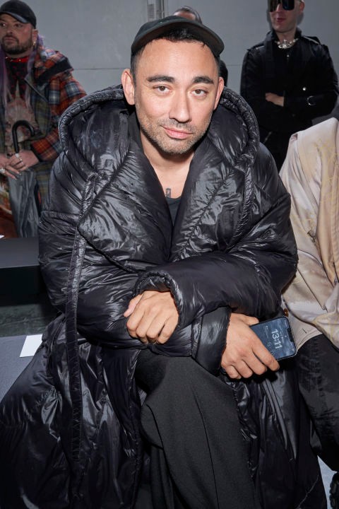 Nicola Formichetti az Andreas Kronthaler for Vivienne Westwood 2024-25 ősz-tél divatbemutatón