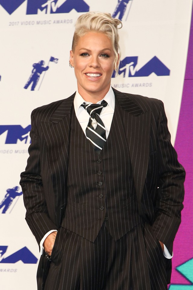 Pink MTV VMA